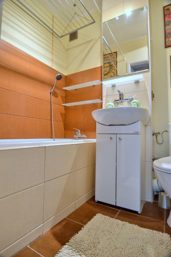 Sloneczny Apartament Grzybowska 바르샤바 외부 사진