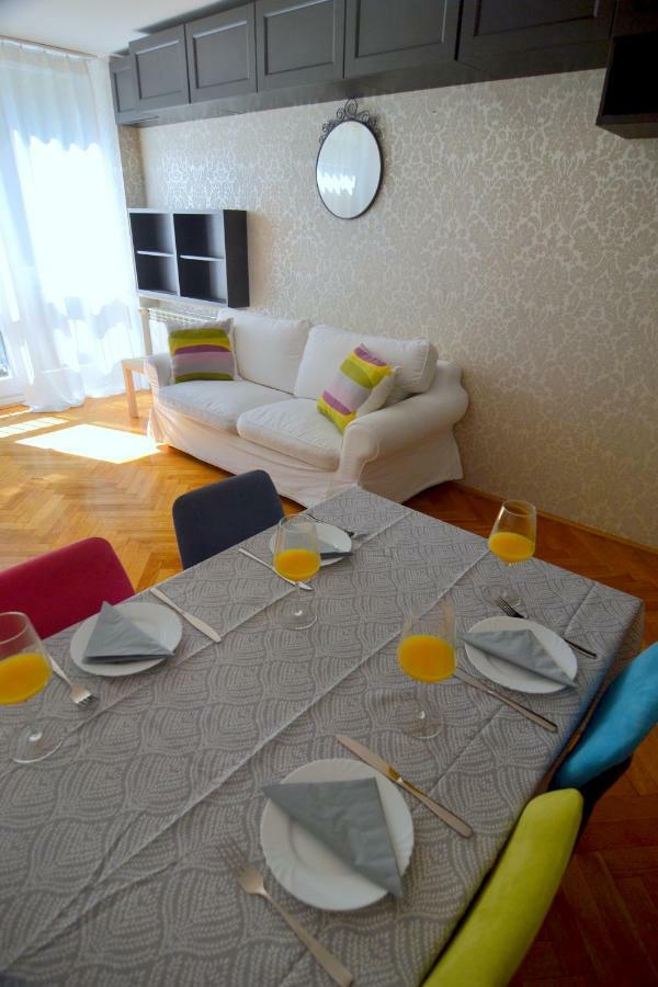 Sloneczny Apartament Grzybowska 바르샤바 외부 사진